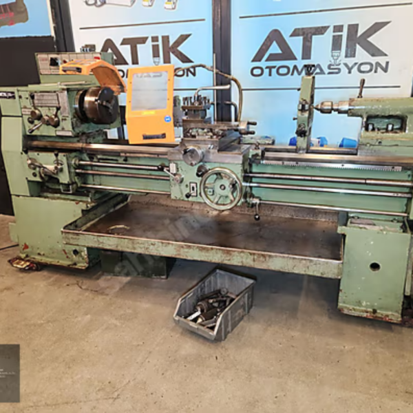 Özhür 500X1500 500cap Universal Manuel Torna Makinesi